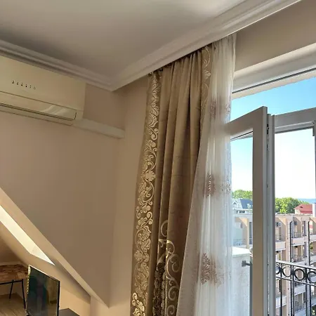 болгария с бассейном рядом море * סאני ביץ'